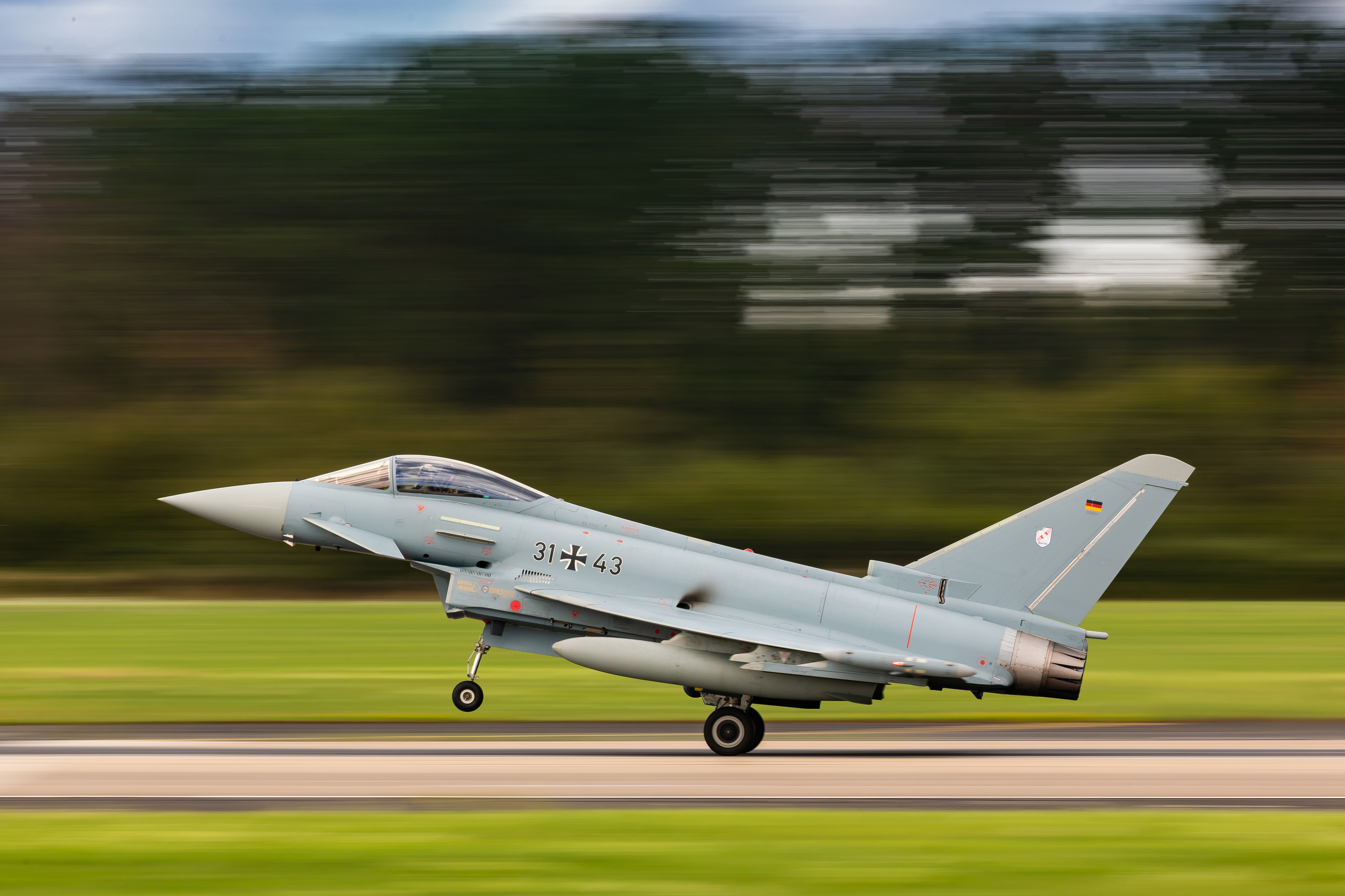 Wieviel Ps Hat Ein Eurofighter