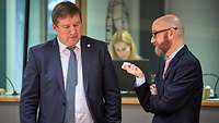 Tauber und Karoblis im Gespräch