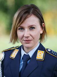 Soldatin im Porträt