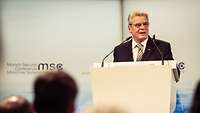 Gauck am Rednerpult