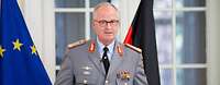 Generalinspekteur Zorn am Rednerpult