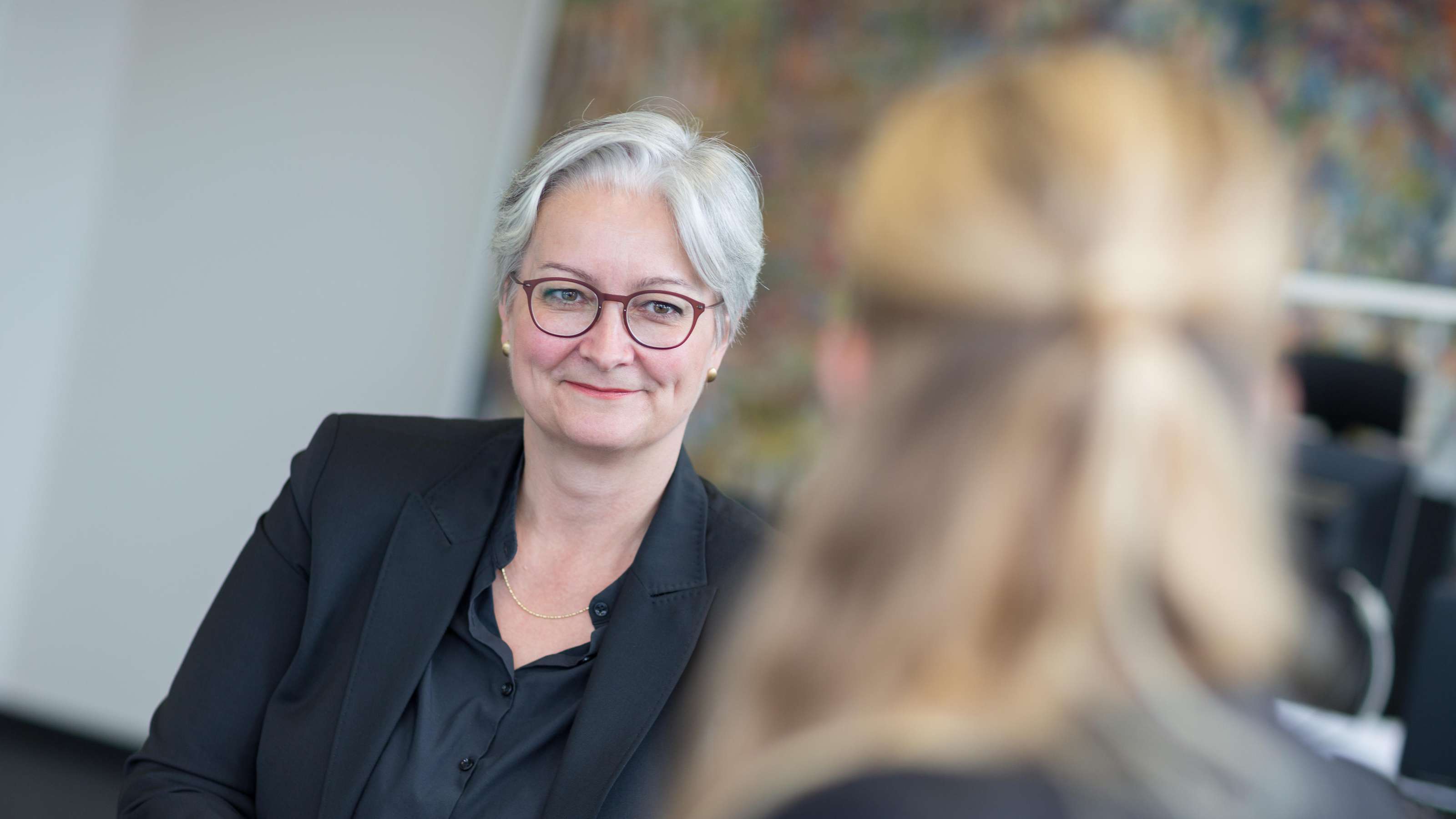 Die Abteilungsleiterin IUD der Bundeswehr im Interview.