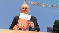 Ischinger mit Munich Security Report 2019