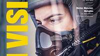 Cover des Magazins „Im Visier“ mit Foto von einem Piloten der Bundeswehr