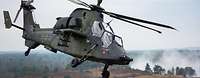 Hubschrauber Tiger in der Luft