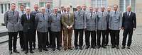 Gruppenbild mit Soldaten