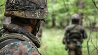 Soldaten im Wald