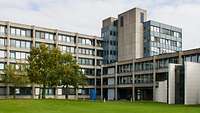 Gebäude (Außenansicht) des Bundesministeriums der Verteidigung in Bonn